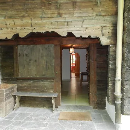 Tree-tops- By Interhome Lägenhet Gstaad